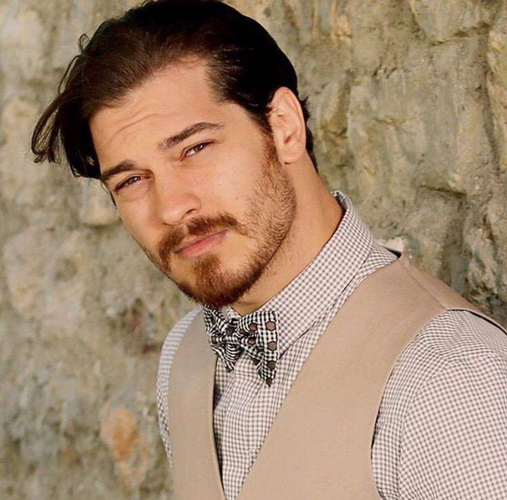 Çağatay Ulusoy Eşref Rüya dizisi ile ekranlara geri dönüyor. Bölüm başı 3,5 milyon TL kazanacak - Resim: 17